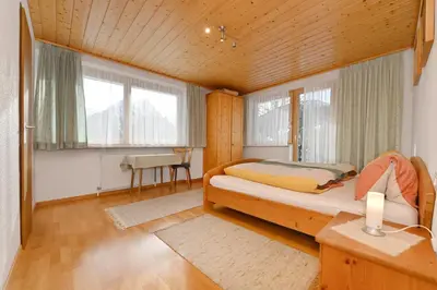 Ein Bett oder Betten in einem Zimmer der Unterkunft Haus Valuga