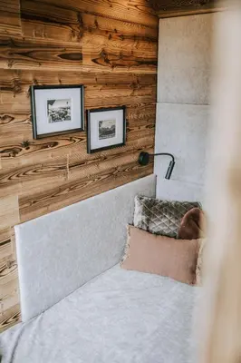 Ein Bett oder Betten in einem Zimmer der Unterkunft Hotel Marvia