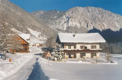 Haus Windegga im Winter