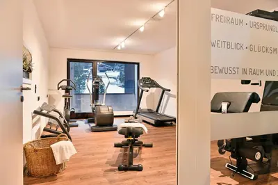 Das Fitnesscenter und/oder die Fitnesseinrichtungen in der Unterkunft Aktiv-Hotel Sarotla