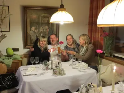 Gäste, die in der Unterkunft Hotel Sonnblick übernachten