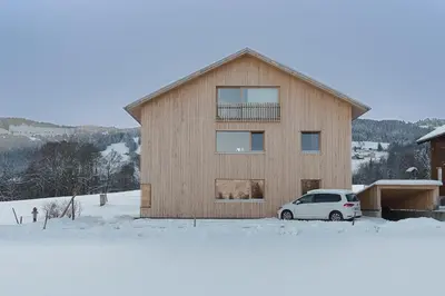 Ferienwohnung Wertvollholzhaus im Winter