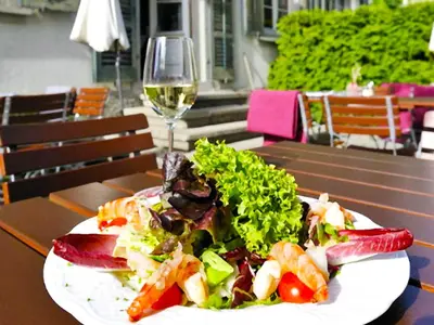 Essen in der Pension oder in der Nähe