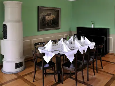 Ein Restaurant oder anderes Speiselokal in der Unterkunft Brauereigasthof Reiner