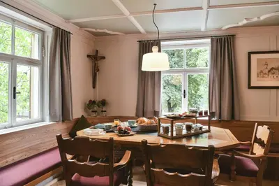 Ein Sitzbereich in der Unterkunft Gasthof Rössle