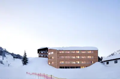 WarthsAp Apartmenthaus im Winter