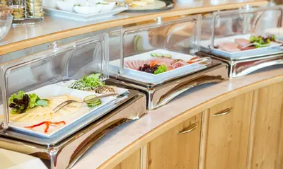Essen im Hotel oder in der Nähe