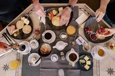 Essen in der Lodge oder in der Nähe