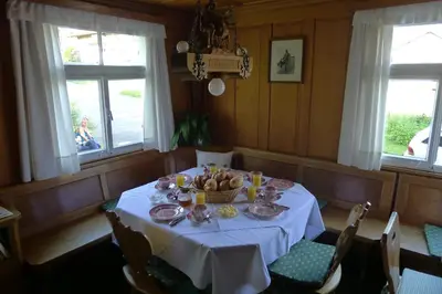 Essen in der Ferienwohnung oder in der Nähe