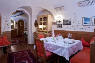 Ein Sitzbereich in der Unterkunft Hotel Plattenhof