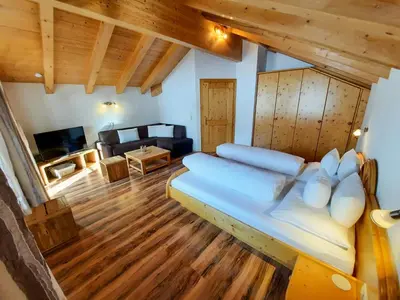 Ein Bett oder Betten in einem Zimmer der Unterkunft Haus Schroefler
