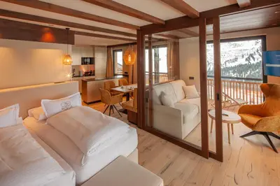 Ein Sitzbereich in der Unterkunft Hotel Walisgaden superior
