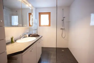 Ein Badezimmer in der Unterkunft Appartements Willi