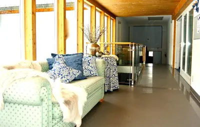 Ein Sitzbereich in der Unterkunft Chalet Schneekristall