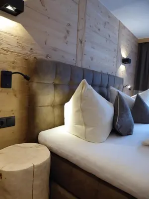 Ein Bett oder Betten in einem Zimmer der Unterkunft Hotel Maroi