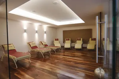 Ein Sitzbereich in der Unterkunft Hotel Acerina Superior