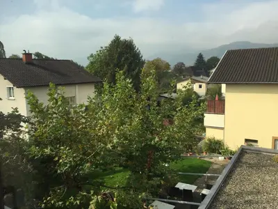 Ein Garten an der Unterkunft Gasthof Meindl - Self-Check-In mit 24h Telefon Support