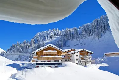 Haus Rothorn im Winter