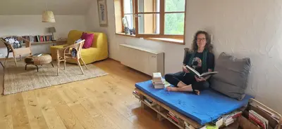 Ein Sitzbereich in der Unterkunft Haus zum Kranich, traditionelles, charmantes, ehemaliges Bauerngasthaus