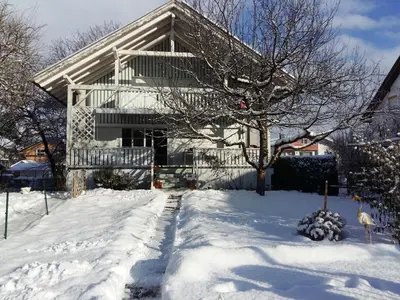 Gardenia-Altach, 2-4 P, Küche, Garten, Terrasse, Parkplatz, Wifi, Ski Stellplatz im Winter