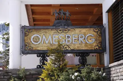Ein Zertifikat, Auszeichnung, Logo oder anderes Dokument, das in der Unterkunft Hotel Omesberg ausgestellt ist