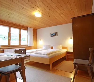Ein Bett oder Betten in einem Zimmer der Unterkunft Haus Annelies
