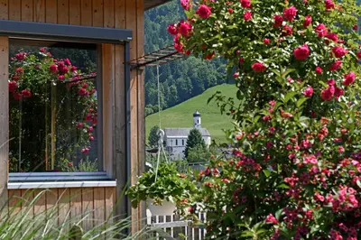 Ein Garten an der Unterkunft Ferienwohnungen Schantl