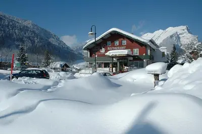 Das Schiff in den Bergen im Winter