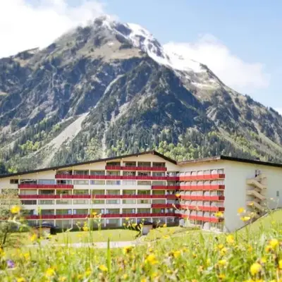 Aparthotel mittelberg mit Schwimmbad Kleinwalsertal