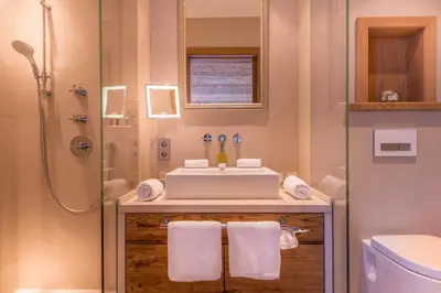 Ein Badezimmer in der Unterkunft Circle Chalets Arlberg Ski in - Ski out