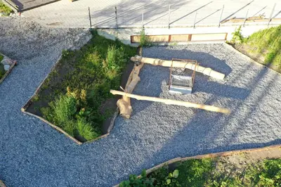 Ein Garten an der Unterkunft apart-wolf-arlberg