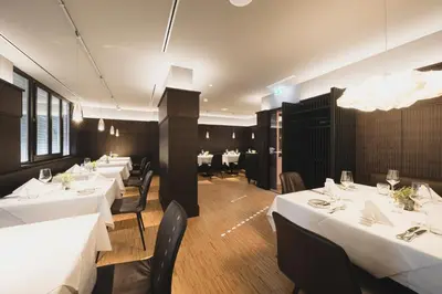 Ein Restaurant oder anderes Speiselokal in der Unterkunft Montfort - das Hotel