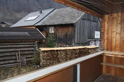 Das Gebäude in dem sich das Chalet befindet