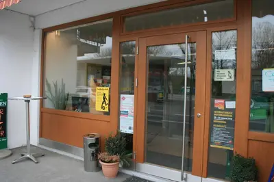 Eine Fassade oder ein Eingang zu Pension Wachter