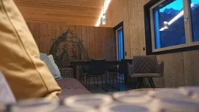 Ein Sitzbereich in der Unterkunft ARLBERGhome Komfort-Apartments & Privat-Sauna