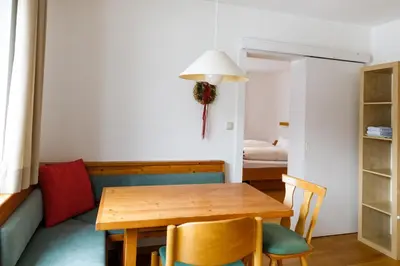 Ein Sitzbereich in der Unterkunft Haus Theresia