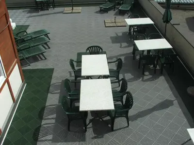 Ein Restaurant oder anderes Speiselokal in der Unterkunft Pension Jägerheim