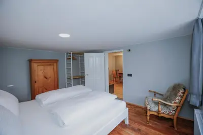 Ein Bett oder Betten in einem Zimmer der Unterkunft Clara Erdgeschosswohnung im Jüdischen Viertel