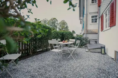 Das Gebäude in dem sich die Ferienwohnung befindet