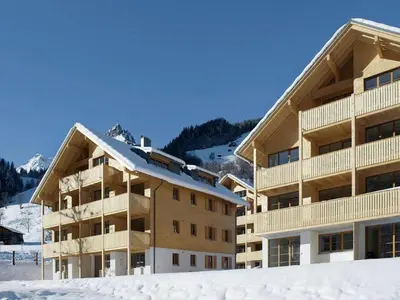 Ein allgemeiner Bergblick oder ein Berglick von des Chalets aus