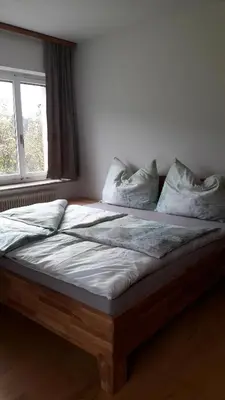 Ein Bett oder Betten in einem Zimmer der Unterkunft RELAX in der Natur 2 Zimmer Apartment - im Grünen - Ruhelage