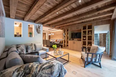 Ein Sitzbereich in der Unterkunft Brunnenhof Luxury Apartments
