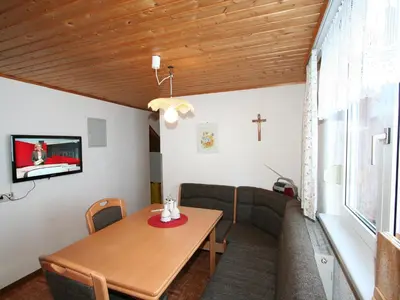 Ein Sitzbereich in der Unterkunft Apartment Mangeng-2 by Interhome