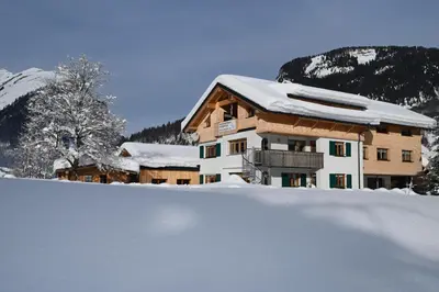 Haus Bergquell im Winter