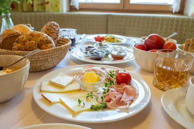 Essen im Hotel oder in der Nähe