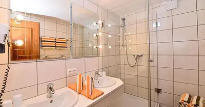 Ein Badezimmer in der Unterkunft Landhaus Edelweiß