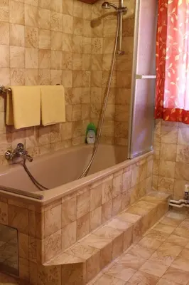 Ein Badezimmer in der Unterkunft Haus Simma