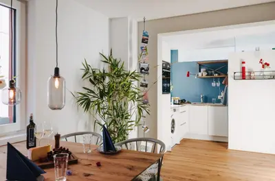 Küche/Küchenzeile in der Unterkunft Rotes Haus Bregenz See Wohnung