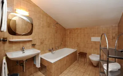 Ein Badezimmer in der Unterkunft Pension Matt