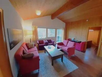 Ein Sitzbereich in der Unterkunft Ferienwohnung Tschagguns Top 5